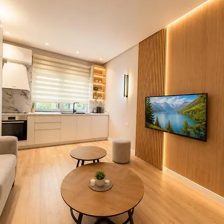 Cozy Near Center With Stylish Design Apartamento